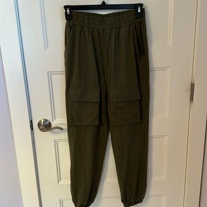 cargo pants size M